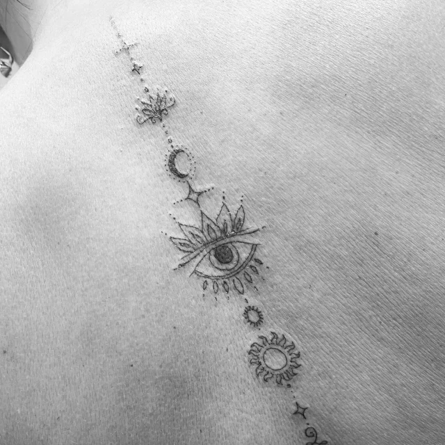 One for a woman with a spine @sonjafrauenschuh beautiful back